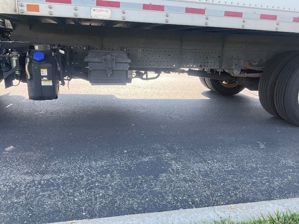 Medium Duty Box Truck-Light and Medium Duty Trucks-Isuzu-2019-NQR-Torrance-CA-184,769\n\t\tmiles-$ 31,750 - Image 5