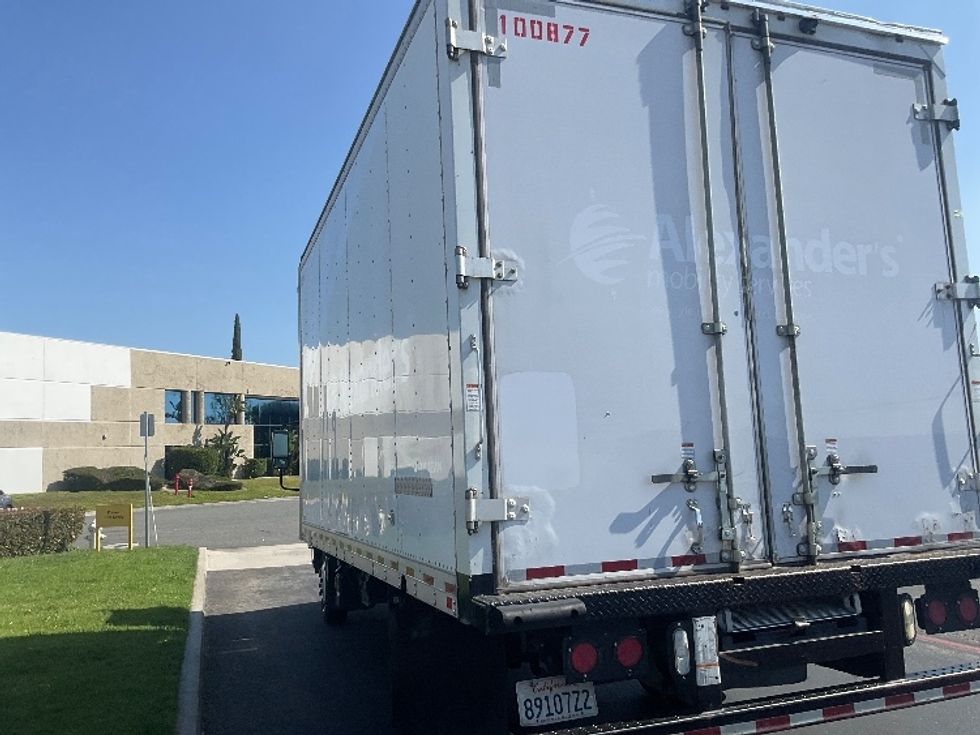 Medium Duty Box Truck-Light and Medium Duty Trucks-Isuzu-2019-NQR-Torrance-CA-184,769\n\t\tmiles-$ 31,750 - Image 6