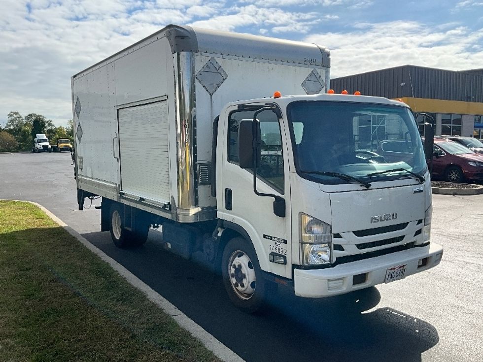2019 Isuzu NQR Medium Duty Box Truck