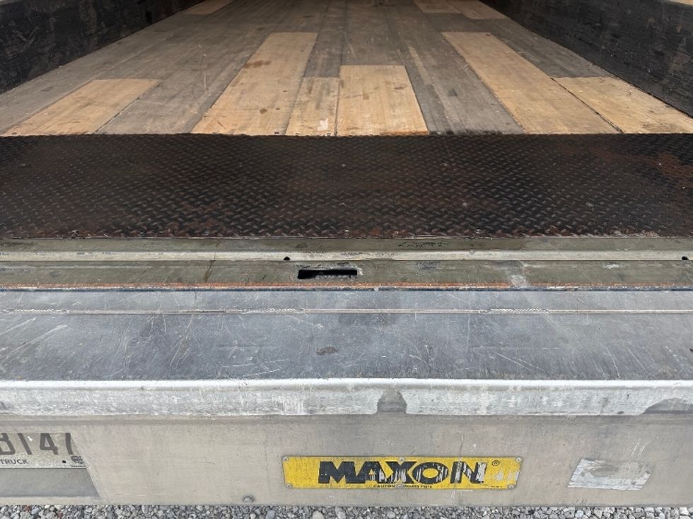 Medium Duty Box Truck-Light and Medium Duty Trucks-Isuzu-2019-NRR-Birmingham-AL-55,000\n\t\tmiles-$ 53,000 - Image 10