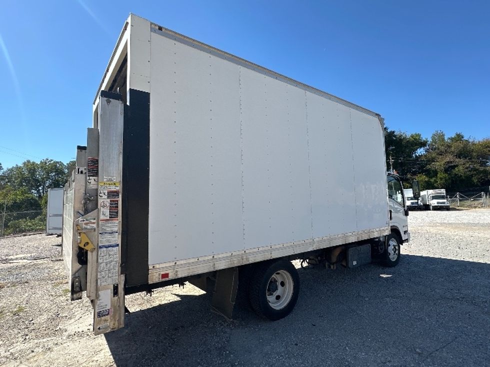 Medium Duty Box Truck-Light and Medium Duty Trucks-Isuzu-2019-NRR-Birmingham-AL-55,000\n\t\tmiles-$ 53,000 - Image 13