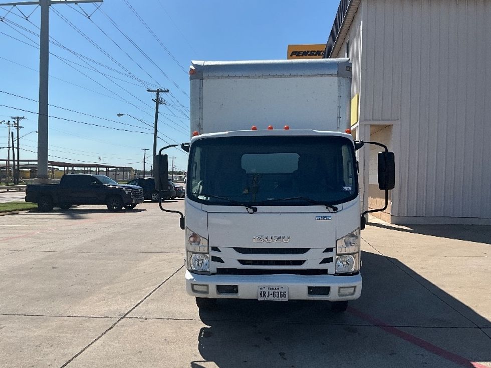 Medium Duty Box Truck-Light and Medium Duty Trucks-Isuzu-2019-NRR-Dallas-TX-130,663\n\t\tmiles-$ 40,250 - Image 2