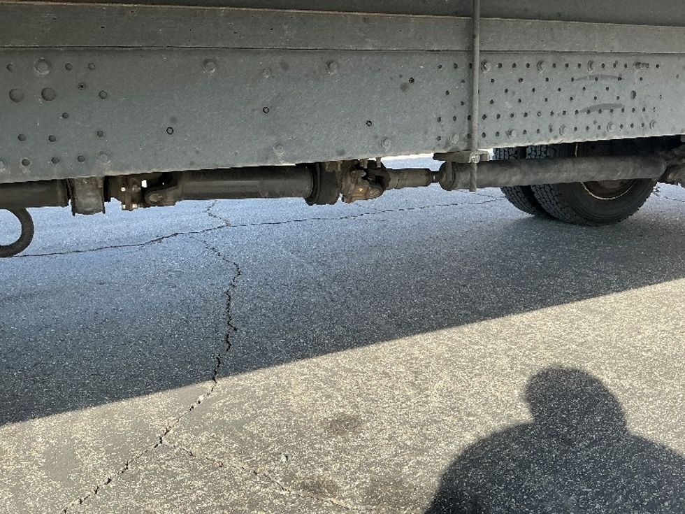 Medium Duty Box Truck-Light and Medium Duty Trucks-Isuzu-2019-NRR-Fontana-CA-116,065\n\t\tmiles-$ 44,750 - Image 5