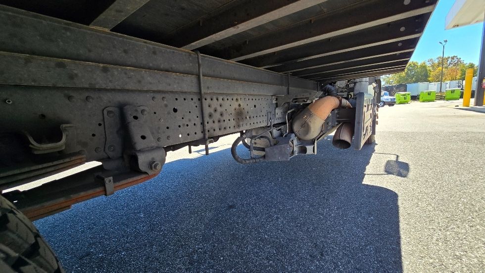 Medium Duty Box Truck-Light and Medium Duty Trucks-Isuzu-2019-NRR-Greensboro-NC-137,851\n\t\tmiles-$ 39,500 - Image 13