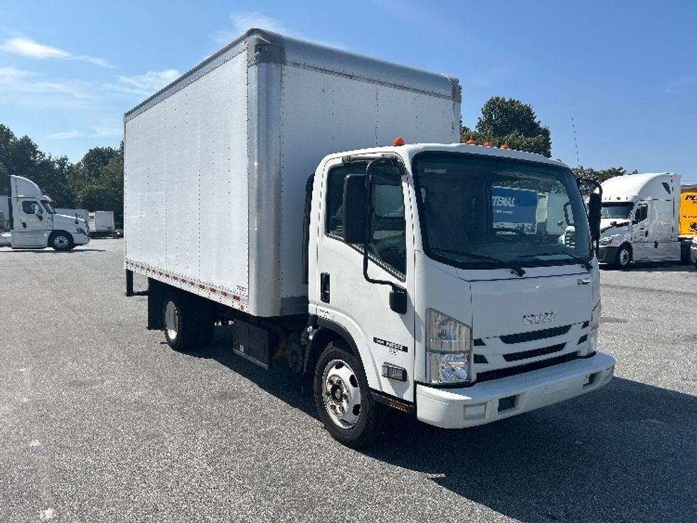 Medium Duty Box Truck-Light and Medium Duty Trucks-Isuzu-2019-NRR-Greensboro-NC-137,976\n\t\tmiles-$ 39,500 - Image 1