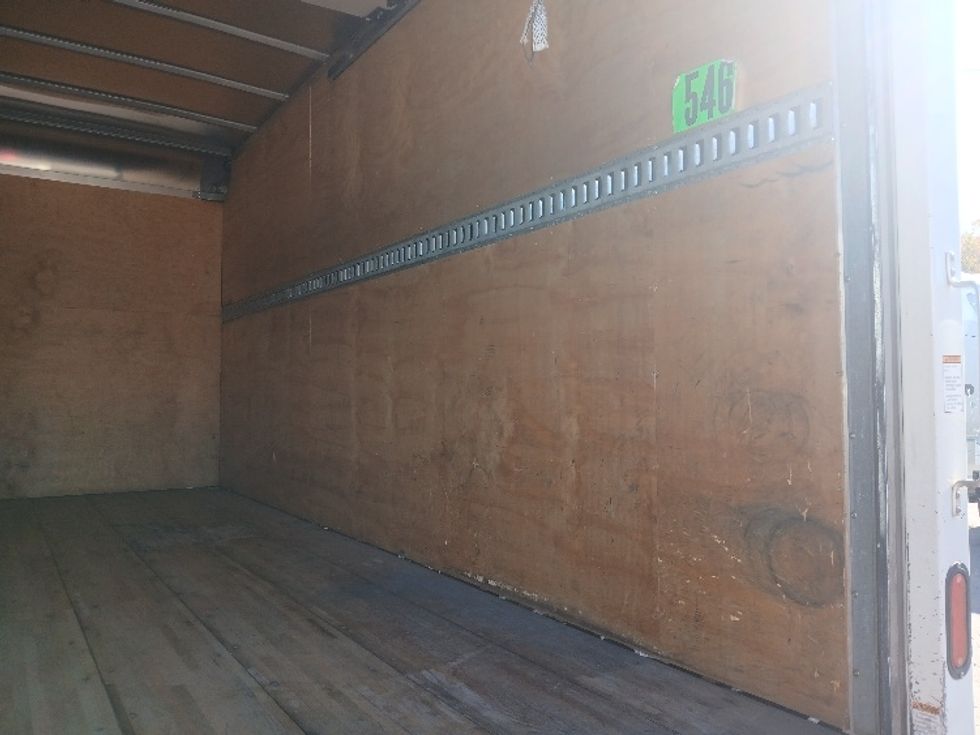 Medium Duty Box Truck-Light and Medium Duty Trucks-Isuzu-2019-NRR-Greensboro-NC-139,505\n\t\tmiles-$ 39,500 - Image 11