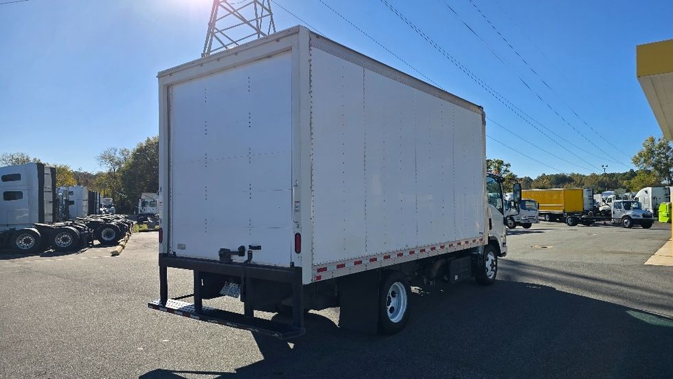 Medium Duty Box Truck-Light and Medium Duty Trucks-Isuzu-2019-NRR-Greensboro-NC-141,065\n\t\tmiles-$ 39,250 - Image 12