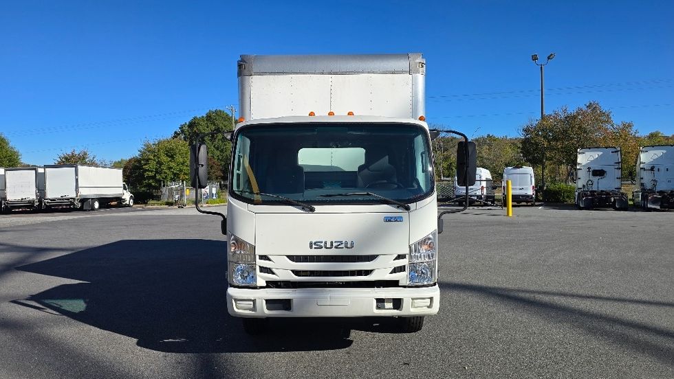 Medium Duty Box Truck-Light and Medium Duty Trucks-Isuzu-2019-NRR-Greensboro-NC-141,065\n\t\tmiles-$ 39,250 - Image 2