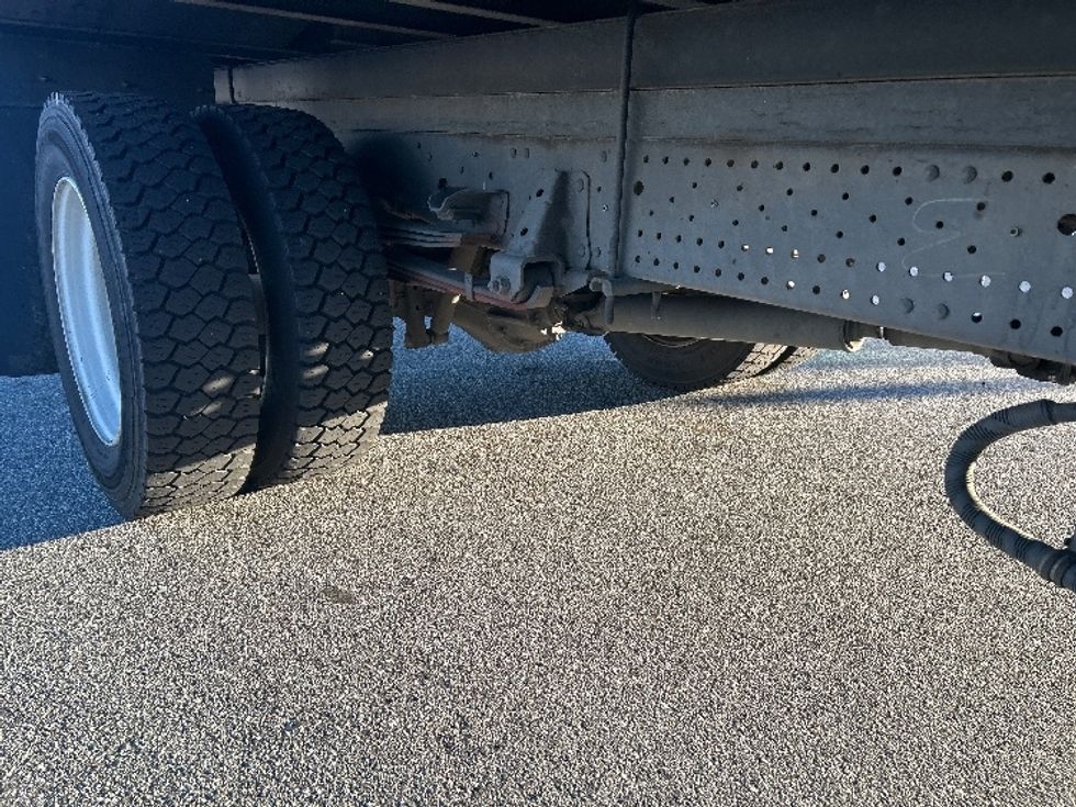 Medium Duty Box Truck-Light and Medium Duty Trucks-Isuzu-2019-NRR-Greensboro-NC-144,580\n\t\tmiles-$ 38,250 - Image 12