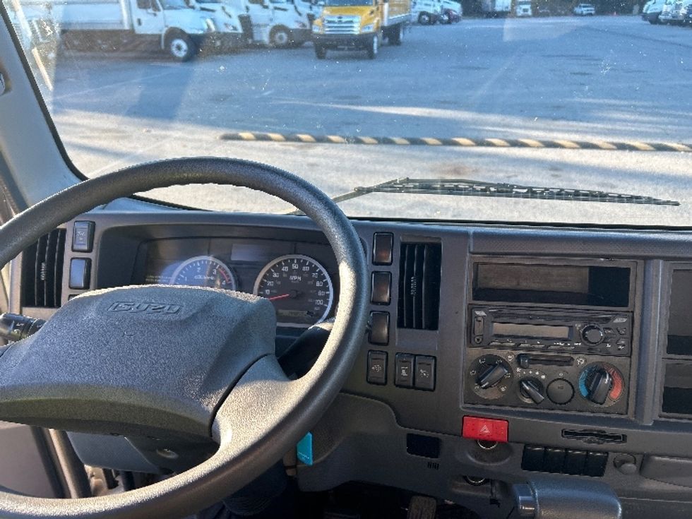 Medium Duty Box Truck-Light and Medium Duty Trucks-Isuzu-2019-NRR-Greensboro-NC-144,580\n\t\tmiles-$ 38,250 - Image 16