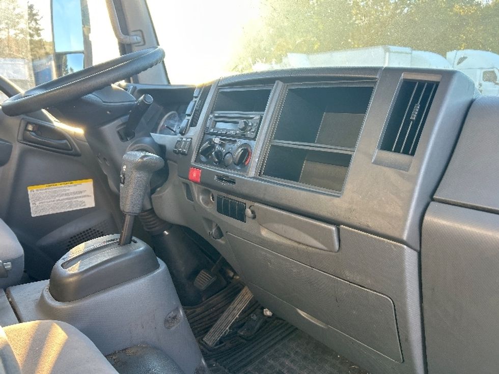 Medium Duty Box Truck-Light and Medium Duty Trucks-Isuzu-2019-NRR-Greensboro-NC-144,580\n\t\tmiles-$ 38,250 - Image 20