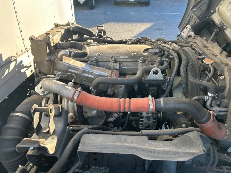 Medium Duty Box Truck-Light and Medium Duty Trucks-Isuzu-2019-NRR-Greensboro-NC-144,580\n\t\tmiles-$ 38,250 - Image 22