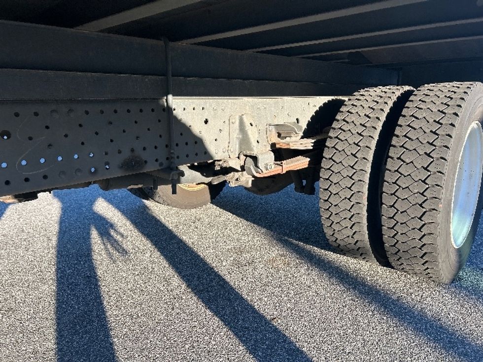 Medium Duty Box Truck-Light and Medium Duty Trucks-Isuzu-2019-NRR-Greensboro-NC-144,580\n\t\tmiles-$ 38,250 - Image 5