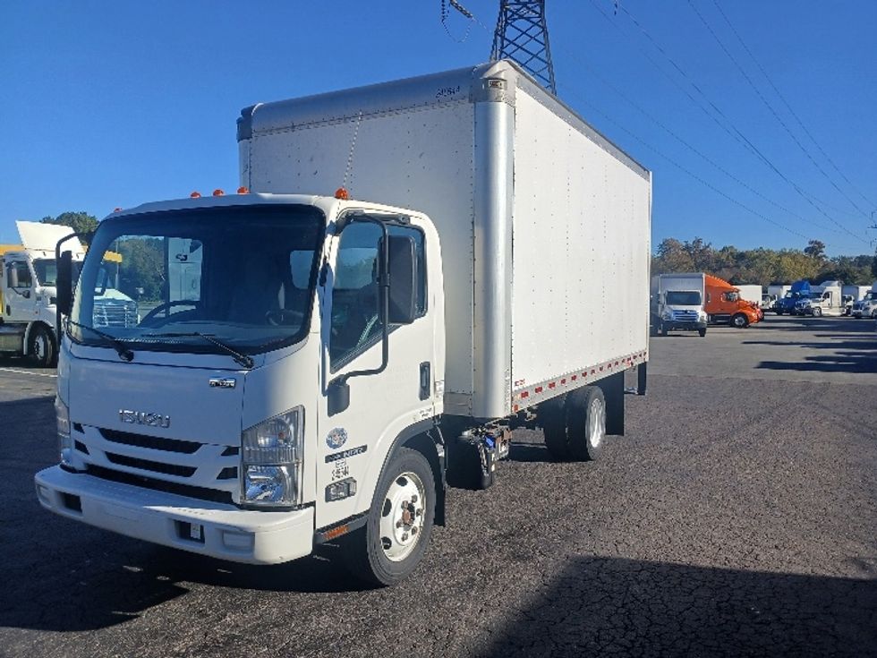 Medium Duty Box Truck-Light and Medium Duty Trucks-Isuzu-2019-NRR-Greensboro-NC-146,721\n\t\tmiles-$ 38,000 - Image 3