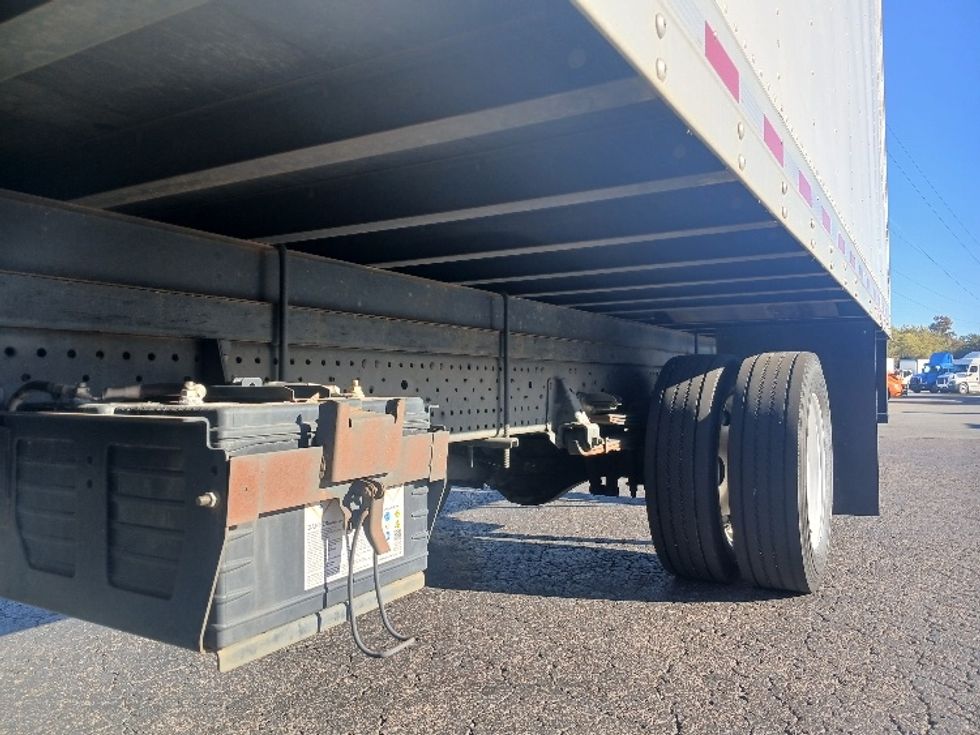 Medium Duty Box Truck-Light and Medium Duty Trucks-Isuzu-2019-NRR-Greensboro-NC-146,721\n\t\tmiles-$ 38,000 - Image 5