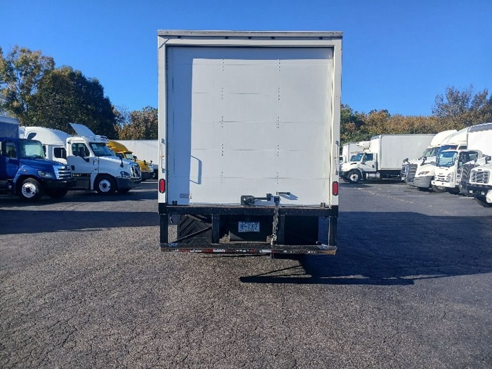 Medium Duty Box Truck-Light and Medium Duty Trucks-Isuzu-2019-NRR-Greensboro-NC-146,721\n\t\tmiles-$ 38,000 - Image 7