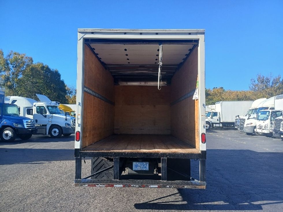 Medium Duty Box Truck-Light and Medium Duty Trucks-Isuzu-2019-NRR-Greensboro-NC-146,721\n\t\tmiles-$ 38,000 - Image 8