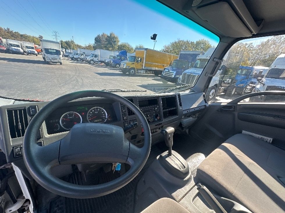Medium Duty Box Truck-Light and Medium Duty Trucks-Isuzu-2019-NRR-Greensboro-NC-147,163\n\t\tmiles-$ 37,750 - Image 14