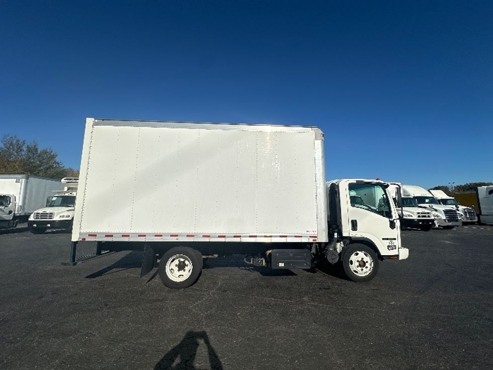 Medium Duty Box Truck-Light and Medium Duty Trucks-Isuzu-2019-NRR-Greensboro-NC-147,163\n\t\tmiles-$ 37,750 - Image 15