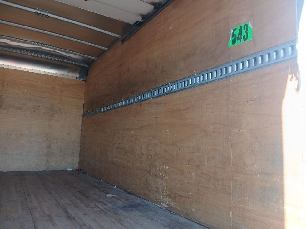 Medium Duty Box Truck-Light and Medium Duty Trucks-Isuzu-2019-NRR-Greensboro-NC-150,394\n\t\tmiles-$ 37,000 - Image 11