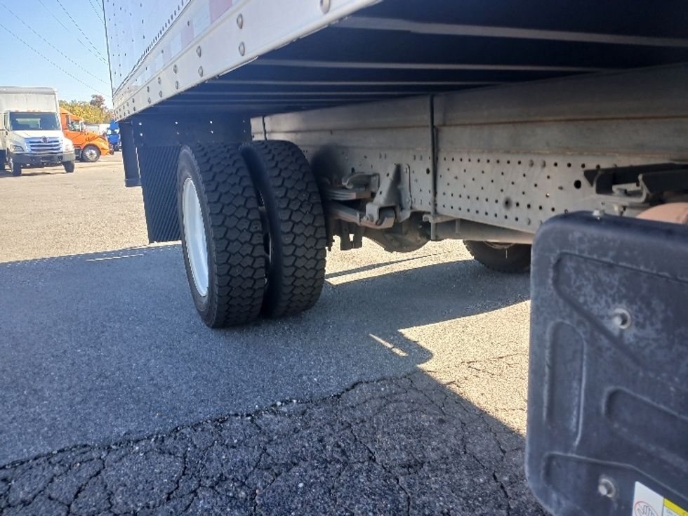 Medium Duty Box Truck-Light and Medium Duty Trucks-Isuzu-2019-NRR-Greensboro-NC-150,394\n\t\tmiles-$ 37,000 - Image 13