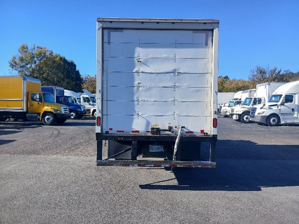 Medium Duty Box Truck-Light and Medium Duty Trucks-Isuzu-2019-NRR-Greensboro-NC-150,394\n\t\tmiles-$ 37,000 - Image 7