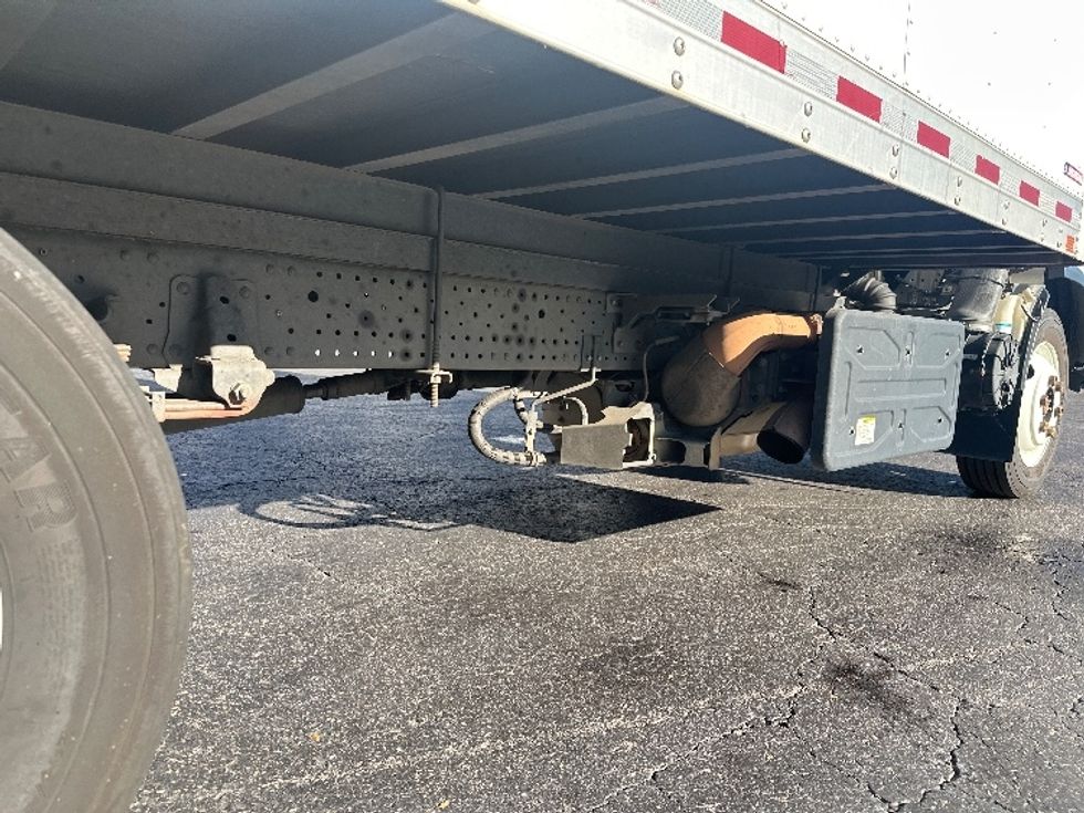 Medium Duty Box Truck-Light and Medium Duty Trucks-Isuzu-2019-NRR-Greensboro-NC-156,648\n\t\tmiles-$ 35,750 - Image 13