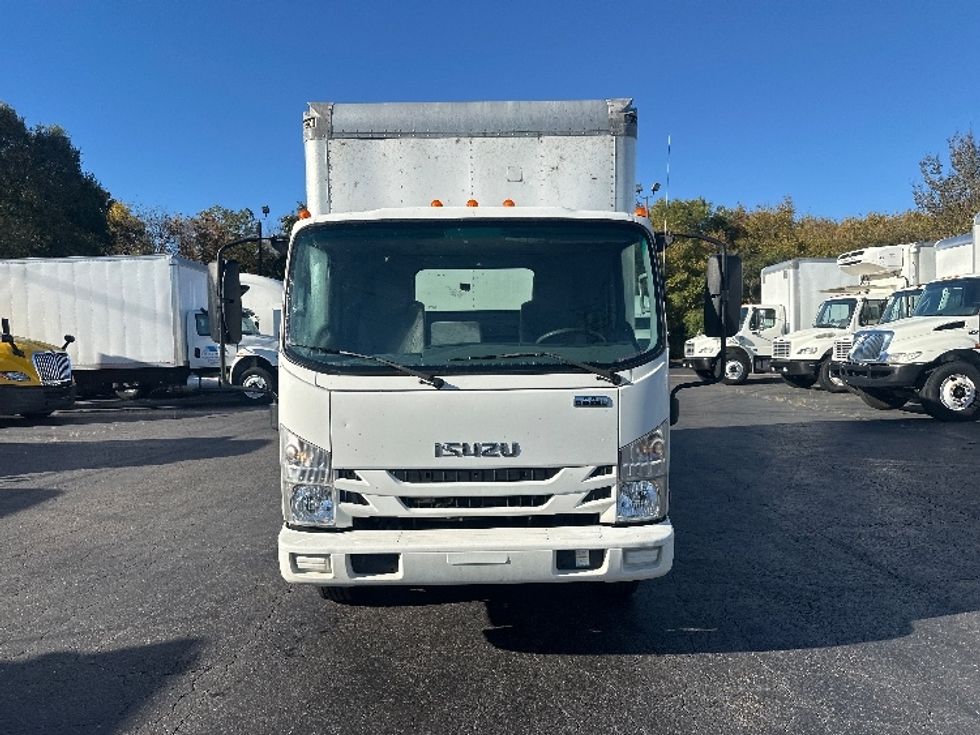Medium Duty Box Truck-Light and Medium Duty Trucks-Isuzu-2019-NRR-Greensboro-NC-156,648\n\t\tmiles-$ 35,750 - Image 2