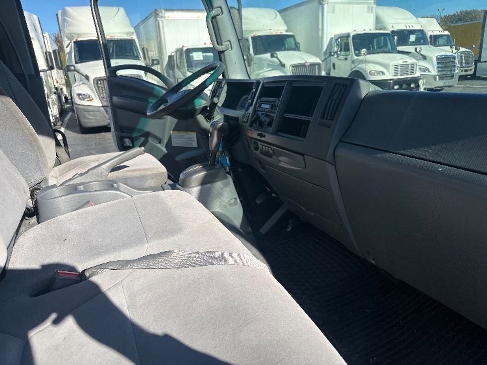 Medium Duty Box Truck-Light and Medium Duty Trucks-Isuzu-2019-NRR-Greensboro-NC-156,648\n\t\tmiles-$ 35,750 - Image 21