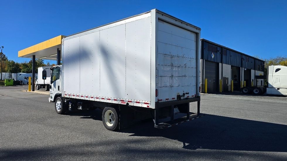 Medium Duty Box Truck-Light and Medium Duty Trucks-Isuzu-2019-NRR-Greensboro-NC-180,047\n\t\tmiles-$ 30,500 - Image 6