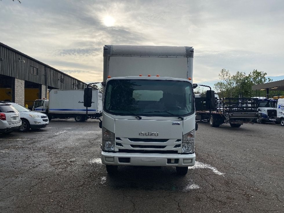 2019 Isuzu NRR Medium Duty Box Truck