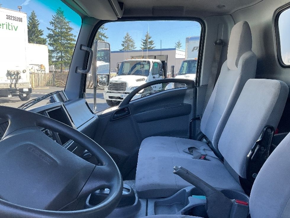 Medium Duty Box Truck-Light and Medium Duty Trucks-Isuzu-2019-NRR-Kent-WA-113,534\n\t\tmiles-$ 40,500 - Image 19