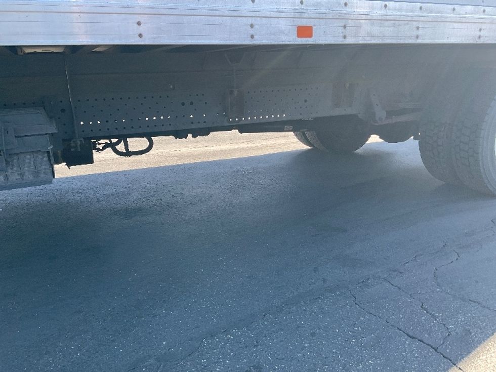 Medium Duty Box Truck-Light and Medium Duty Trucks-Isuzu-2019-NRR-Kent-WA-113,534\n\t\tmiles-$ 40,500 - Image 5