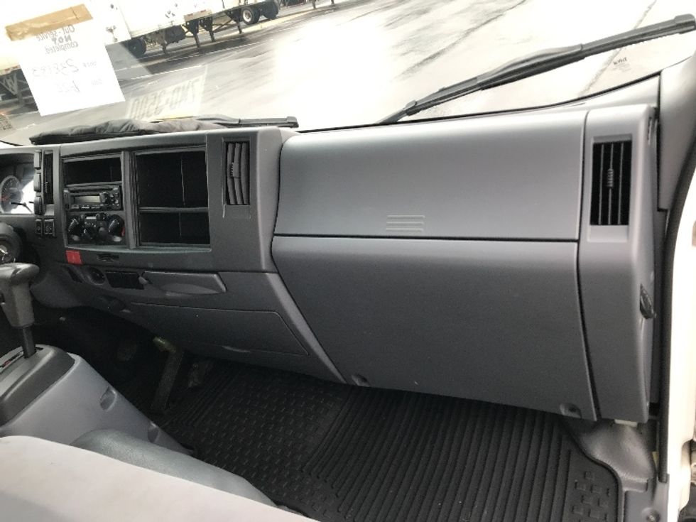 Medium Duty Box Truck-Light and Medium Duty Trucks-Isuzu-2019-NRR-Lancaster-PA-228,000\n\t\tmiles-$ 21,000 - Image 21