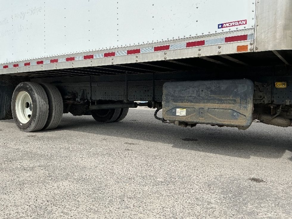 Medium Duty Box Truck-Light and Medium Duty Trucks-Isuzu-2019-NRR-Mebane-NC-122,282\n\t\tmiles-$ 44,250 - Image 14