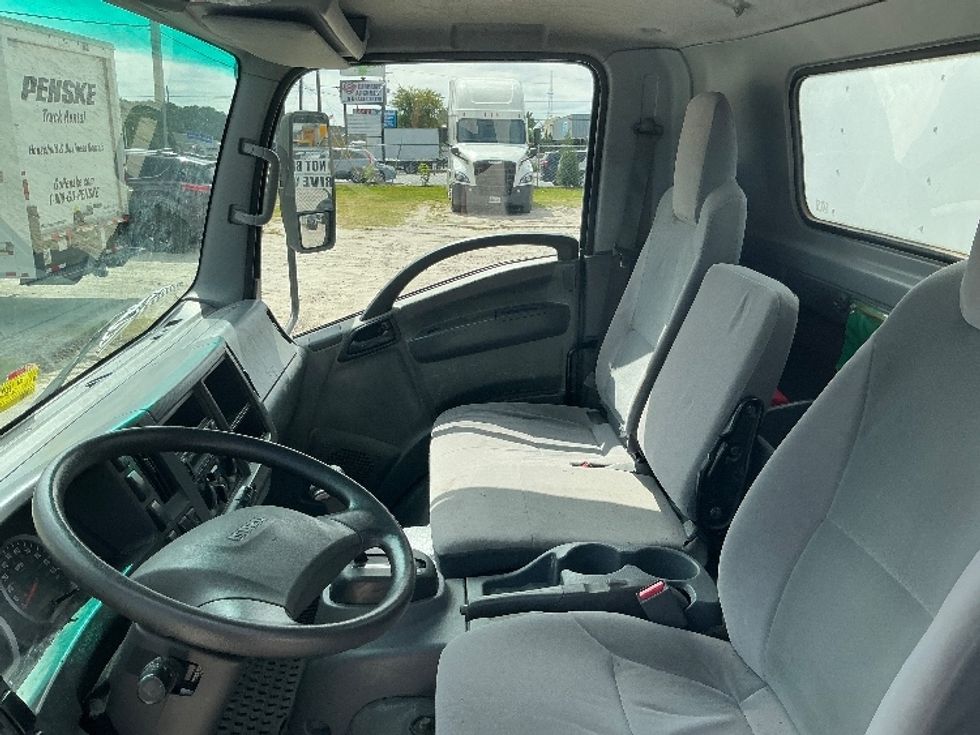 Medium Duty Box Truck-Light and Medium Duty Trucks-Isuzu-2019-NRR-Mebane-NC-122,282\n\t\tmiles-$ 44,250 - Image 19