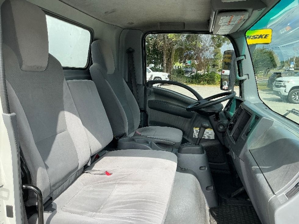 Medium Duty Box Truck-Light and Medium Duty Trucks-Isuzu-2019-NRR-Mebane-NC-122,282\n\t\tmiles-$ 44,250 - Image 22