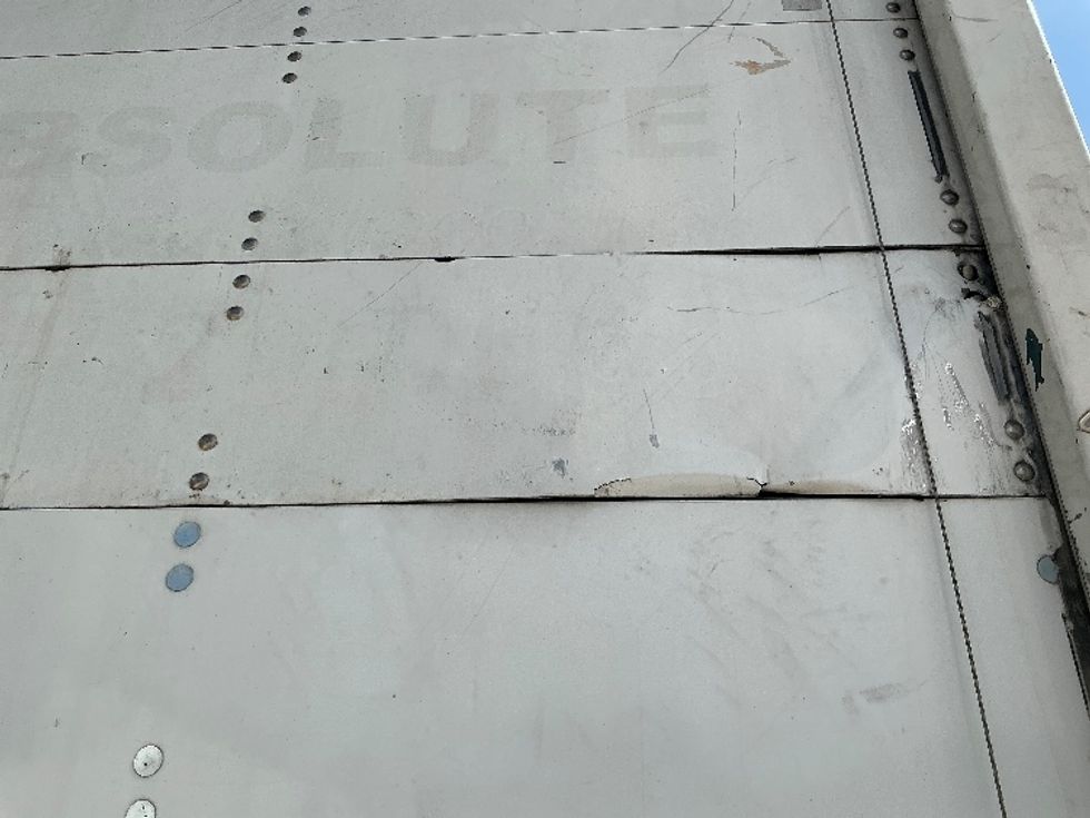 Medium Duty Box Truck-Light and Medium Duty Trucks-Isuzu-2019-NRR-Mebane-NC-122,282\n\t\tmiles-$ 44,250 - Image 26