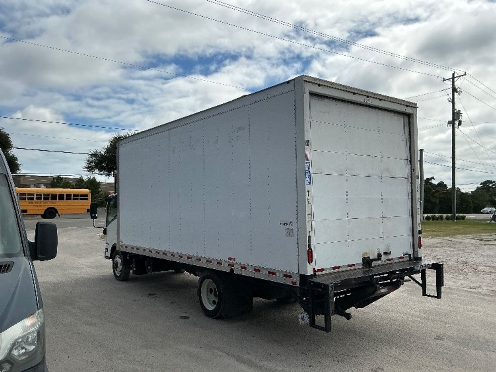 Medium Duty Box Truck-Light and Medium Duty Trucks-Isuzu-2019-NRR-Mebane-NC-122,282\n\t\tmiles-$ 44,250 - Image 6