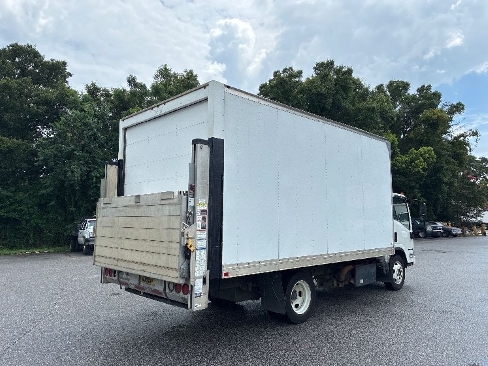 Medium Duty Box Truck-Light and Medium Duty Trucks-Isuzu-2019-NRR-Mobile-AL-109,917\n\t\tmiles-$ 45,750 - Image 13