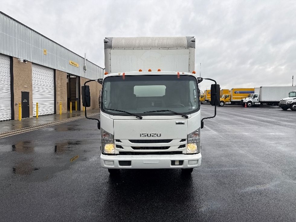Medium Duty Box Truck-Light and Medium Duty Trucks-Isuzu-2019-NRR-Philadelphia-PA-163,013\n\t\tmiles-$ 33,750 - Image 2