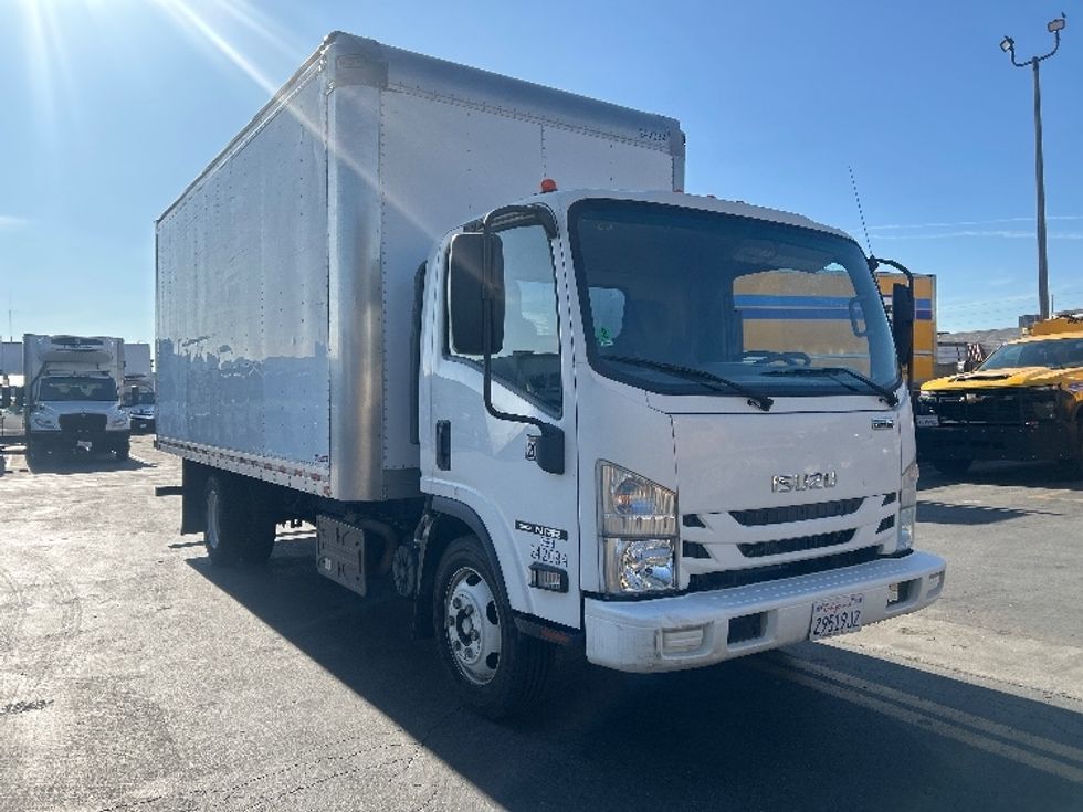 Medium Duty Box Truck-Light and Medium Duty Trucks-Isuzu-2019-NRR-Torrance-CA-109,678\n\t\tmiles-$ 43,750 - Image 1