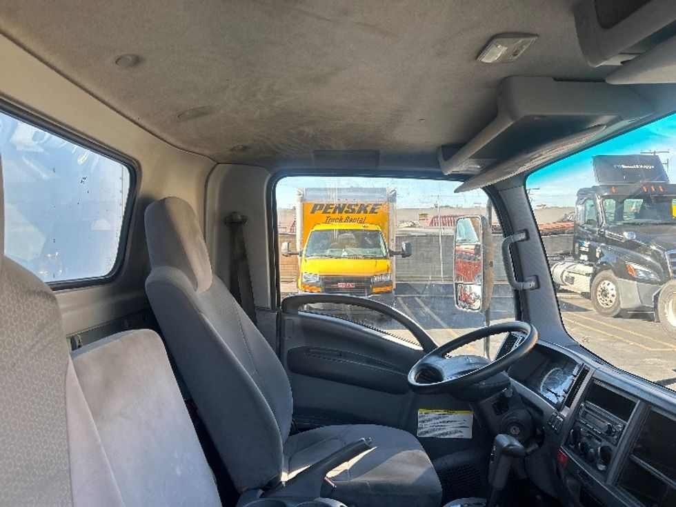 Medium Duty Box Truck-Light and Medium Duty Trucks-Isuzu-2019-NRR-Torrance-CA-109,678\n\t\tmiles-$ 43,750 - Image 22
