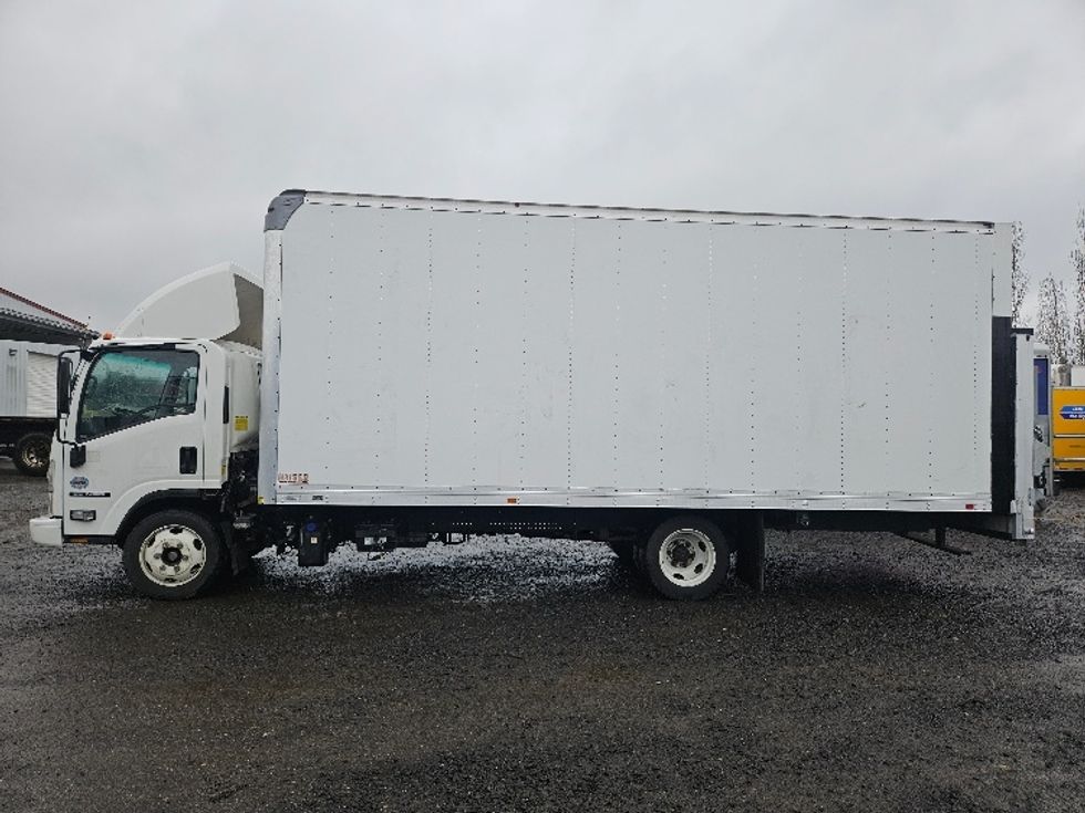 Medium Duty Box Truck-Light and Medium Duty Trucks-Isuzu-2019-NRR-Tumwater-WA-204,537\n\t\tmiles-$ 17,750 - Image 4