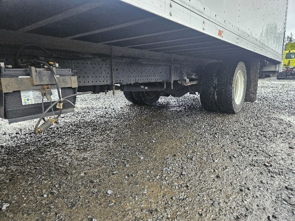 Medium Duty Box Truck-Light and Medium Duty Trucks-Isuzu-2019-NRR-Tumwater-WA-204,537\n\t\tmiles-$ 17,750 - Image 5