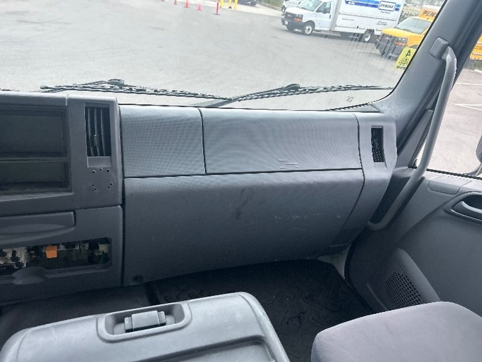 Medium Duty Box Truck-Light and Medium Duty Trucks-Isuzu-2020-FTR-Fontana-CA-91,744\n\t\tmiles-$ 55,250 - Image 21