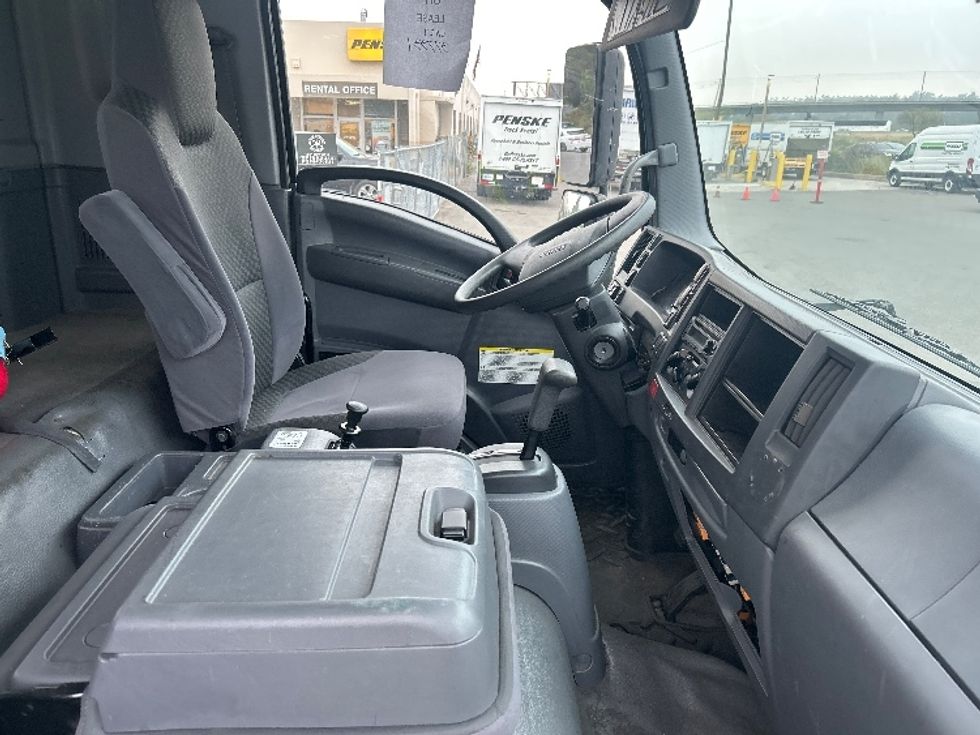 Medium Duty Box Truck-Light and Medium Duty Trucks-Isuzu-2020-FTR-Fontana-CA-91,744\n\t\tmiles-$ 55,250 - Image 22