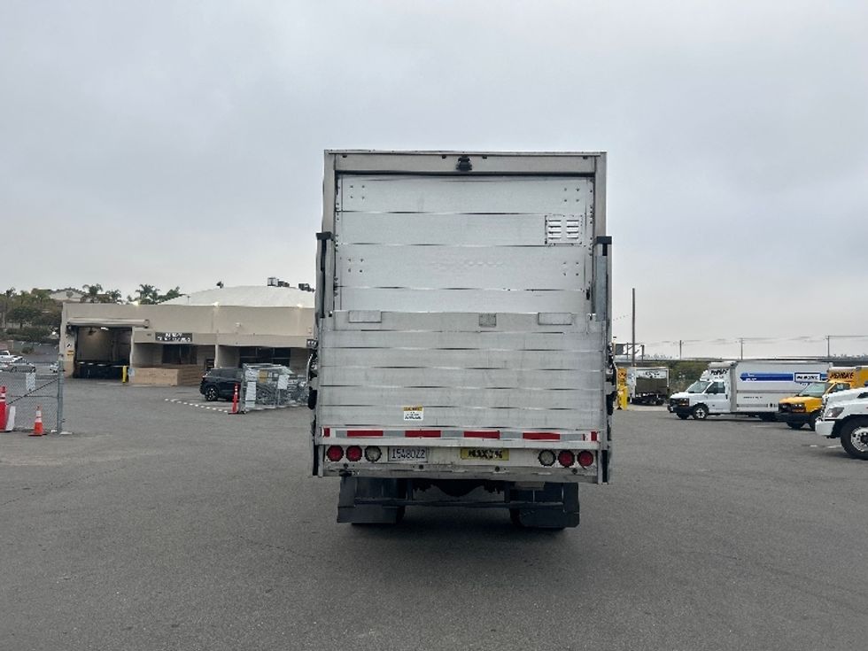 Medium Duty Box Truck-Light and Medium Duty Trucks-Isuzu-2020-FTR-Fontana-CA-91,744\n\t\tmiles-$ 55,250 - Image 7