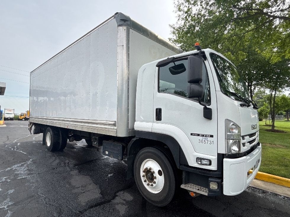 Medium Duty Box Truck-Light and Medium Duty Trucks-Isuzu-2020-FTR-Manassas-VA-108,731\n\t\tmiles-$ 61,750 - Image 1