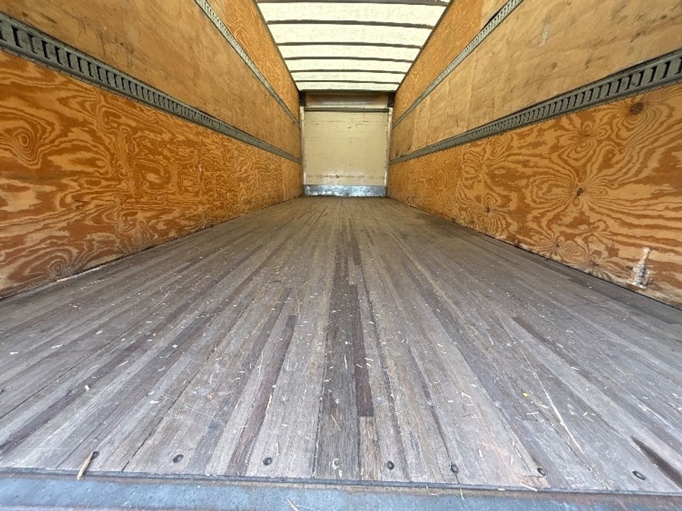 Medium Duty Box Truck-Light and Medium Duty Trucks-Isuzu-2020-FTR-Manassas-VA-108,731\n\t\tmiles-$ 61,750 - Image 10